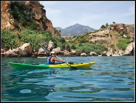 Picobarro Kayak Acantilados Nerja Maro