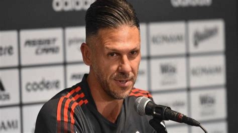 Demichelis Le Baja El Pulgar El Borrado Que Podr A Tener River En Su