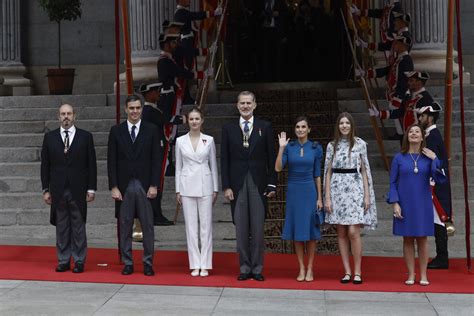 Fotos De La Jura De La Constitución De La Princesa Leonor