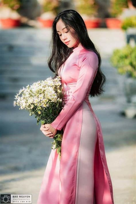 Pin By Pemburu Gadis Supergirl On Aodai Red Gurlz Ao Dai Vietnamese