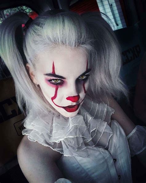 Female Cosplay Model Scary Clown Halloween Costume Scary Halloween Costumes Halloween Makeup