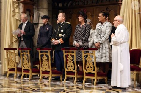 Vidéo La famille princière de Monaco Le prince Albert II la