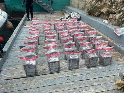 Autoridades ocupan en La Romana otros 281 paquetes de cocaína