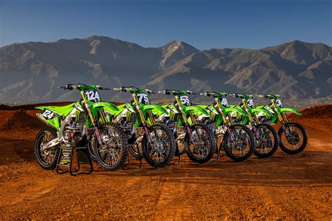 Photo Gallery Monster Energy Pro Circuit Kawasaki Team Shoot