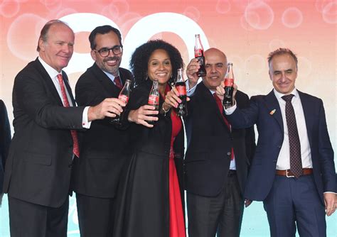 Coca Cola celebra 80 años en Chile y anuncia la construcción de la