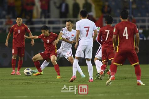 박항서 매직 베트남 중국 꺾고 월드컵 최종예선 사상 첫 승리