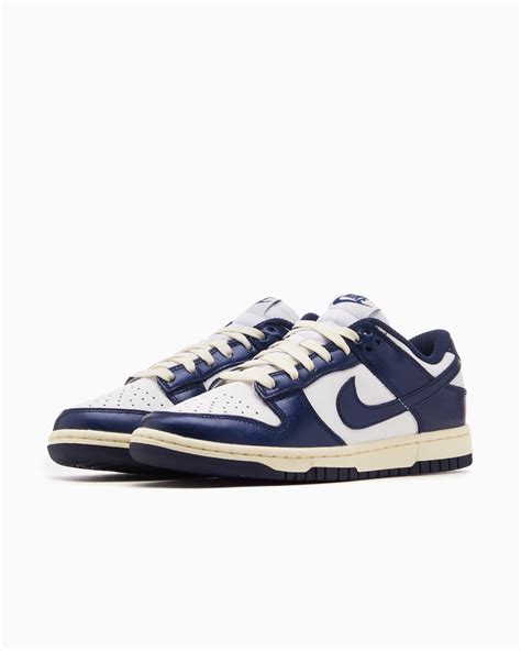 Nike Women S Dunk Low Premium Midnight Navy Blue Fn Buy