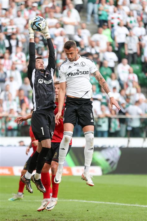 G Rnik Zabrze Daniel Bielica O Mi O Ci Do Klubu I Ukaszu Podolskim