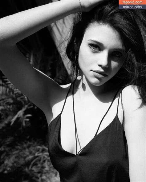 India Eisley Aka Indiaeisley Nude Leaks Faponic