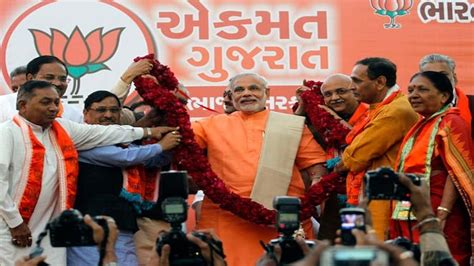 Narendra Modi Breaches Caste And Religion Barriers In Gujarat India Today