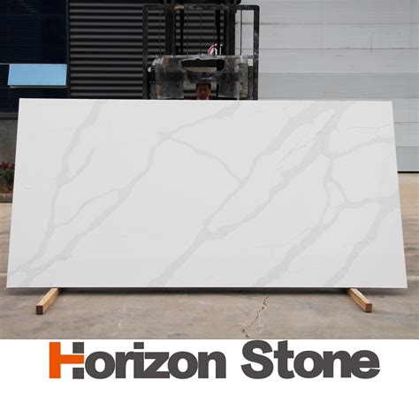 Engineered Stone Surface Polished Quartz Countertop Wholesale Calacatta