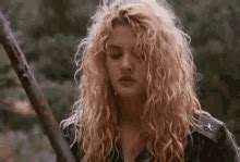 Drew Barrymore Rain  Drew Barrymore Rain Reaction Discover