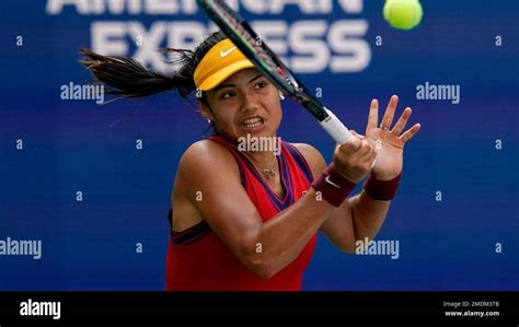 Emma Raducanu Of Great Britain Returns A Shot To Belinda Bencic Of