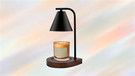 What Is A Candle Warmer? Working Mechanisms And Details - ScentGraph