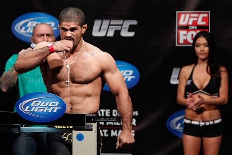 Rousimar Palhares defeats Mike Pierce with a leg lock and holds on way ...