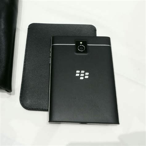 Blackberry Passport Q30 Classic 手提電話 手機 其他手機 Carousell