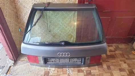 Klapa Bagażnika Audi 80 B4 Avant Kombi Tył Ly7p Z Klamką Bez Grama