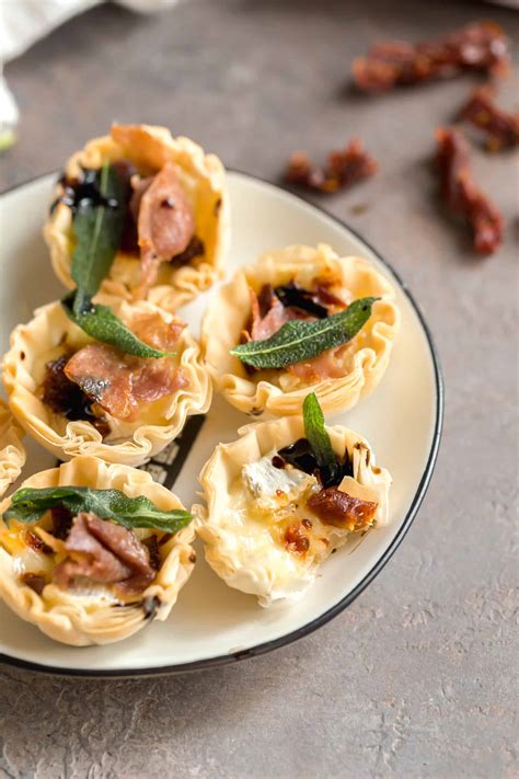 Baked Brie Phyllo Cups With Crispy Prosciutto Holiday Appetizer