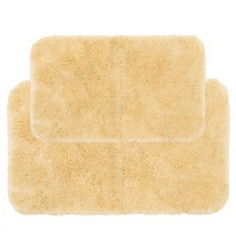 Nestwell™ Performance 2 Piece Bath Rug Set In Alabaster Yellow Bath