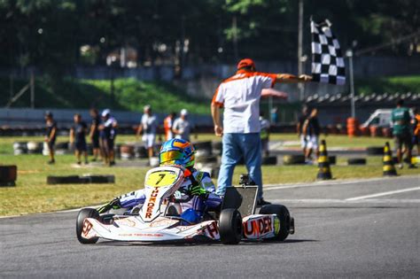 kart Thunder venceu e conquistou vários pódios na abertura da Copa