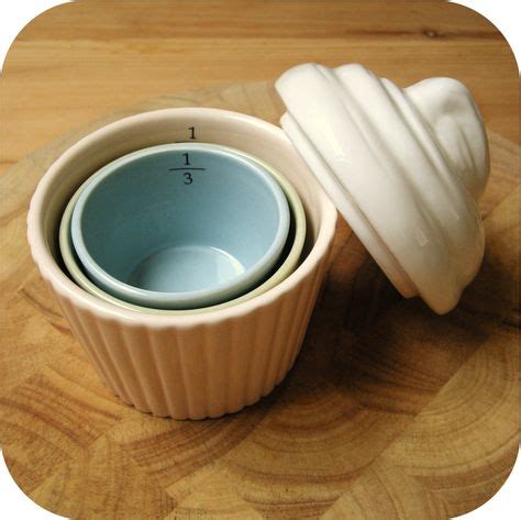 Creative and Practical Measuring Cup Ideas for Every Kitchen