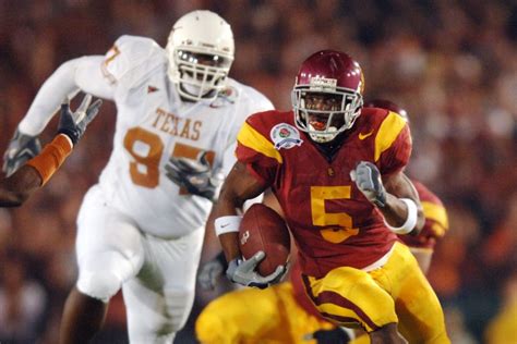 Heisman Trophy Returned To Usc Star Running Back Reggie Bush