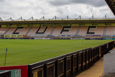 Mk Dons Impress Cambridge United Head Coach Ahead Of Sky Bet League One