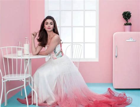 Alia Bhatt Photoshoot For Elle Magazine December Photos Filmibeat