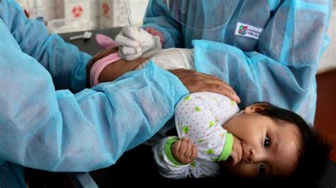 Minsa fortalecerá la vacunación contra polio y sarampión en beneficio