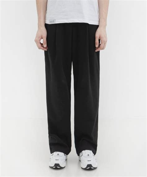 Musinsa Waar P Banding One Tuck Sweatpants Black