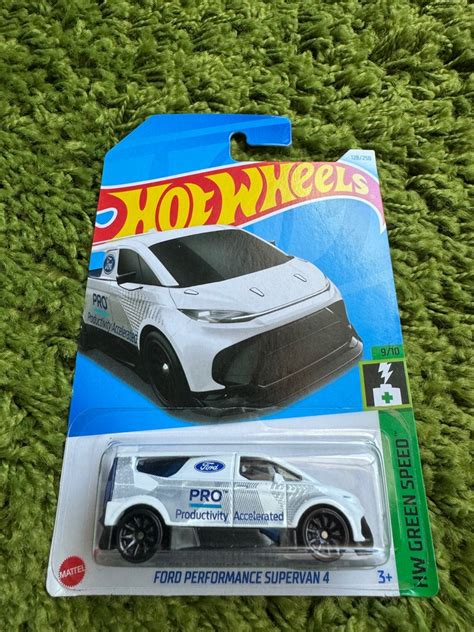 風火輪 Hot Wheels 24G 福特 FORD PERFORMANCE SUPERVAN 4 超級廂型車 電動車 書籍休閒與玩具 玩具公仔桌遊在旋轉拍賣
