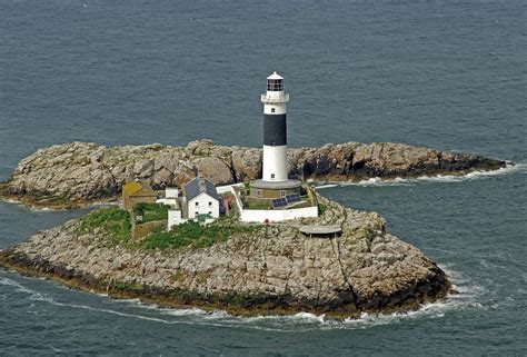 Rockabill Lighthouse In Skerries Dublin Ireland Lighthouse Reviews