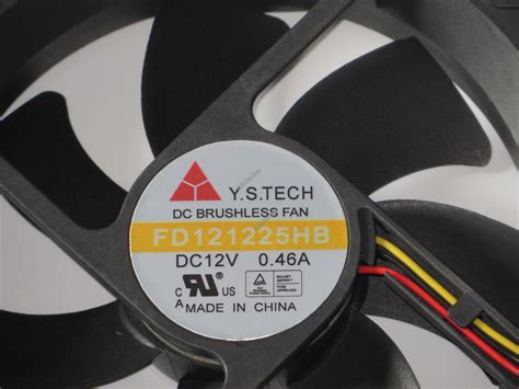 Y.S.TECH FD121225HB 12V 0.46A 3wires Cooling Fan