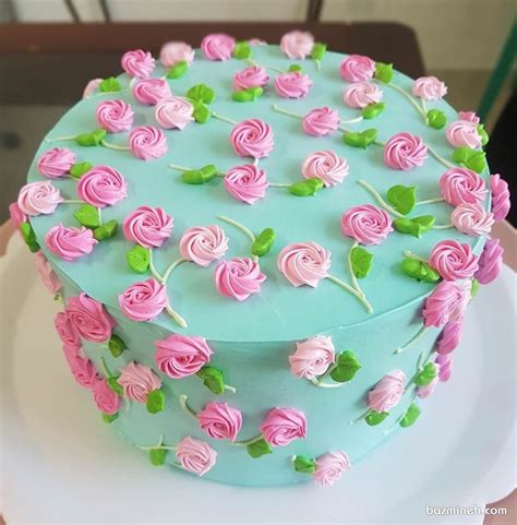 کیک تولد دخترانه با گل های خامه ای صورتی Cake Decorating Cake