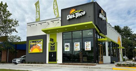 Del Taco opens dual drive-thru location | QSR Web