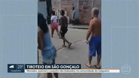 V Deo Tr S Pessoas S O Baleadas Durante Tiroteio Em S O Gon Alo Rj G