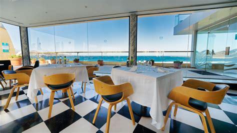 Panoramic Restaurant In Las Palmas De Gran Canaria Hotel Reina Isabel