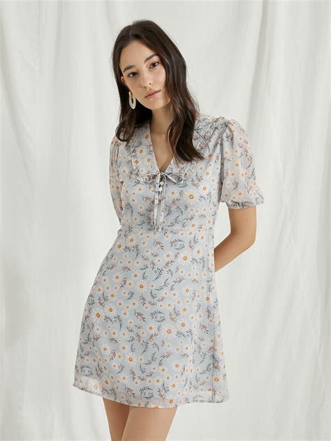 Puffed Lace Sleeve Floral Mini Dress Blue Pomelo Fashion