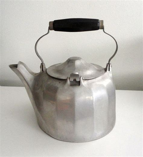 Vintage Tea Kettle Wagner Ware Colonial Aluminum Kitchenware Tea Pot