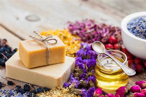 easy homemade soap recipes  natural ingredients