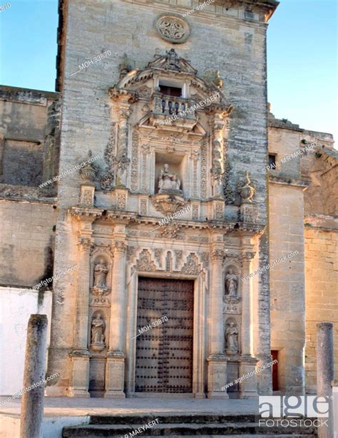 Arcos De La Frontera Iglesia San Pedro Ext Fachada Stock Photo