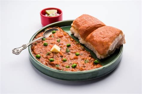 Premium Photo Mumbai Style Pav Bhaji Is A Fast Food Dish From India