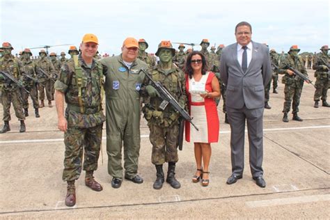 Fab P De Poeira Esquadr O Aeroterrestre De Salvamento Para Sar