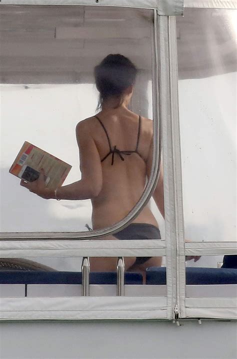 Katie Holmes Bikini The Fappening Leaked Photos