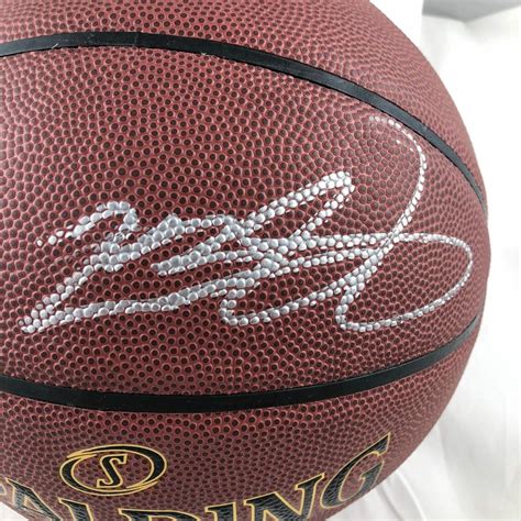 Lebron James Signed Basketball Psa Dna Auto Grade Los Angeles Lakers