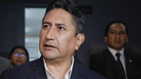 Vladimir Cerrón Pj Dicta 36 Meses De Prisión Preventiva Para Líder De Perú Libre Tvperú