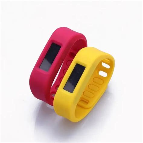 Latest Silicone Kids Gps Tracking Bracelet - Buy Kids Gps Tracking ...