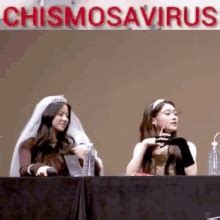 Chismosa GIFs | Tenor