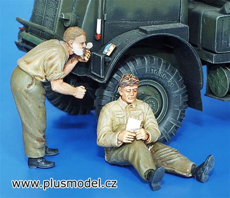 1/35 British Soldiers, WWII - Shaving & Resting | Vše pro modeláře Art ...