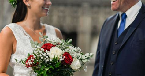 Bride Wants Dad To Walk Her Down The Aisle Then Leave